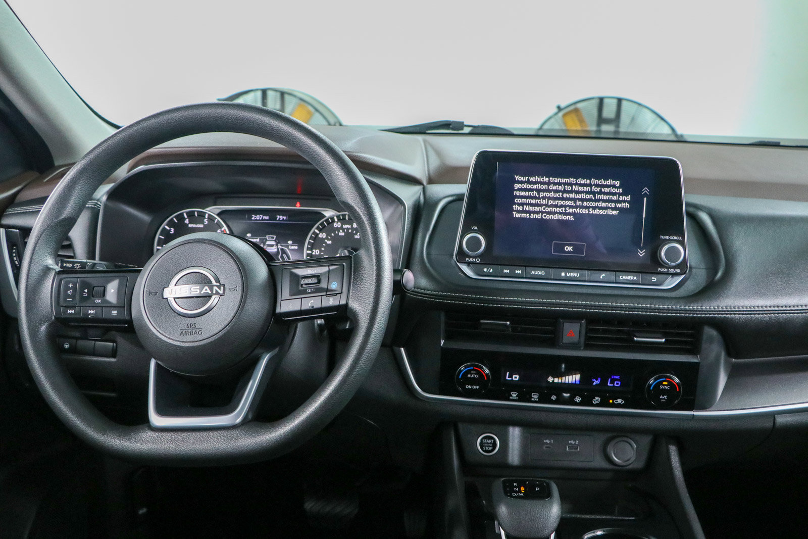 Used 2023 Nissan Rogue SV AWD/4WD image 17