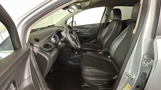 Used 2022 Buick Encore Preferred w/ Safety Package AWD/4WD image 11