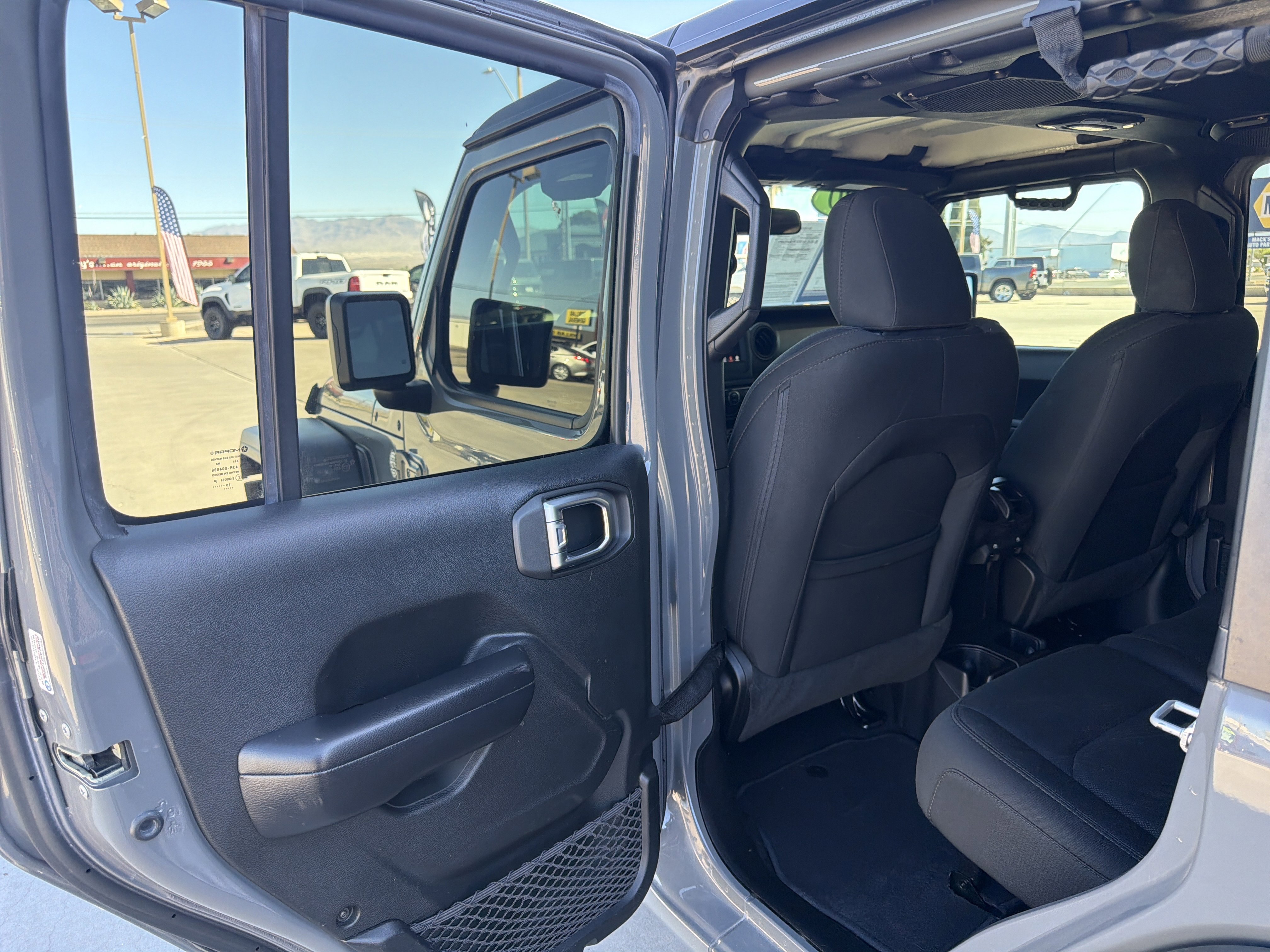 Used 2020 Jeep Wrangler Unlimited Sport S image 8