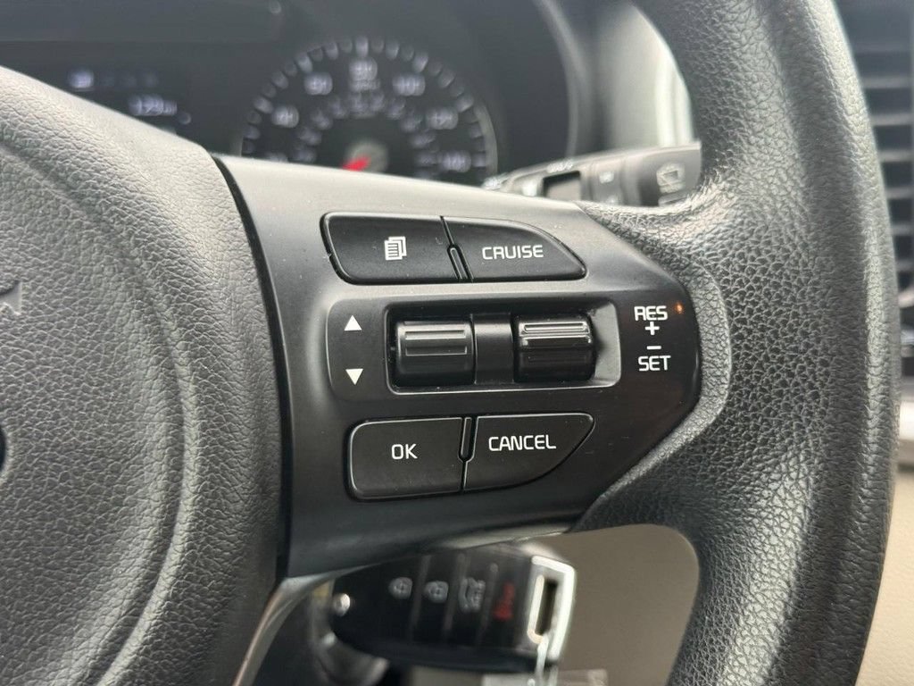 Used 2017 Kia Sorento AWD image 17