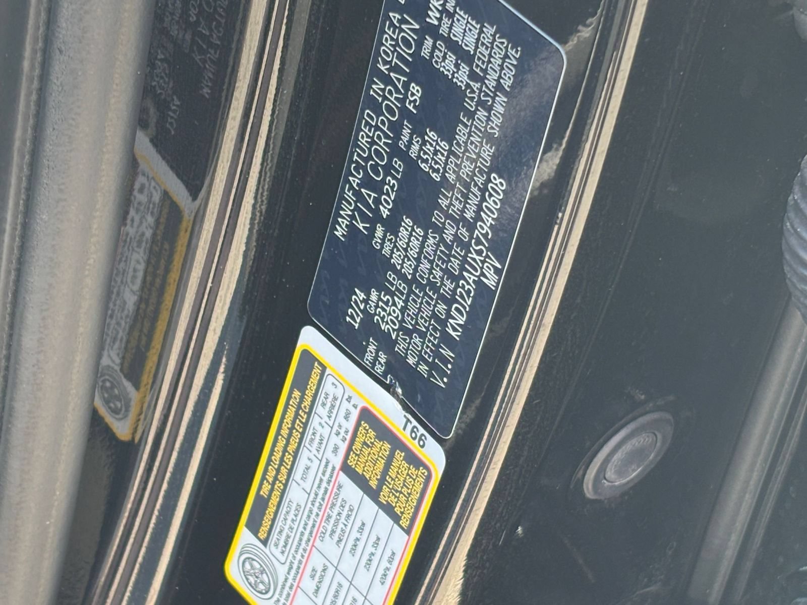 Used 2025 Kia Soul LX w/ LX Technology Package FWD image 50