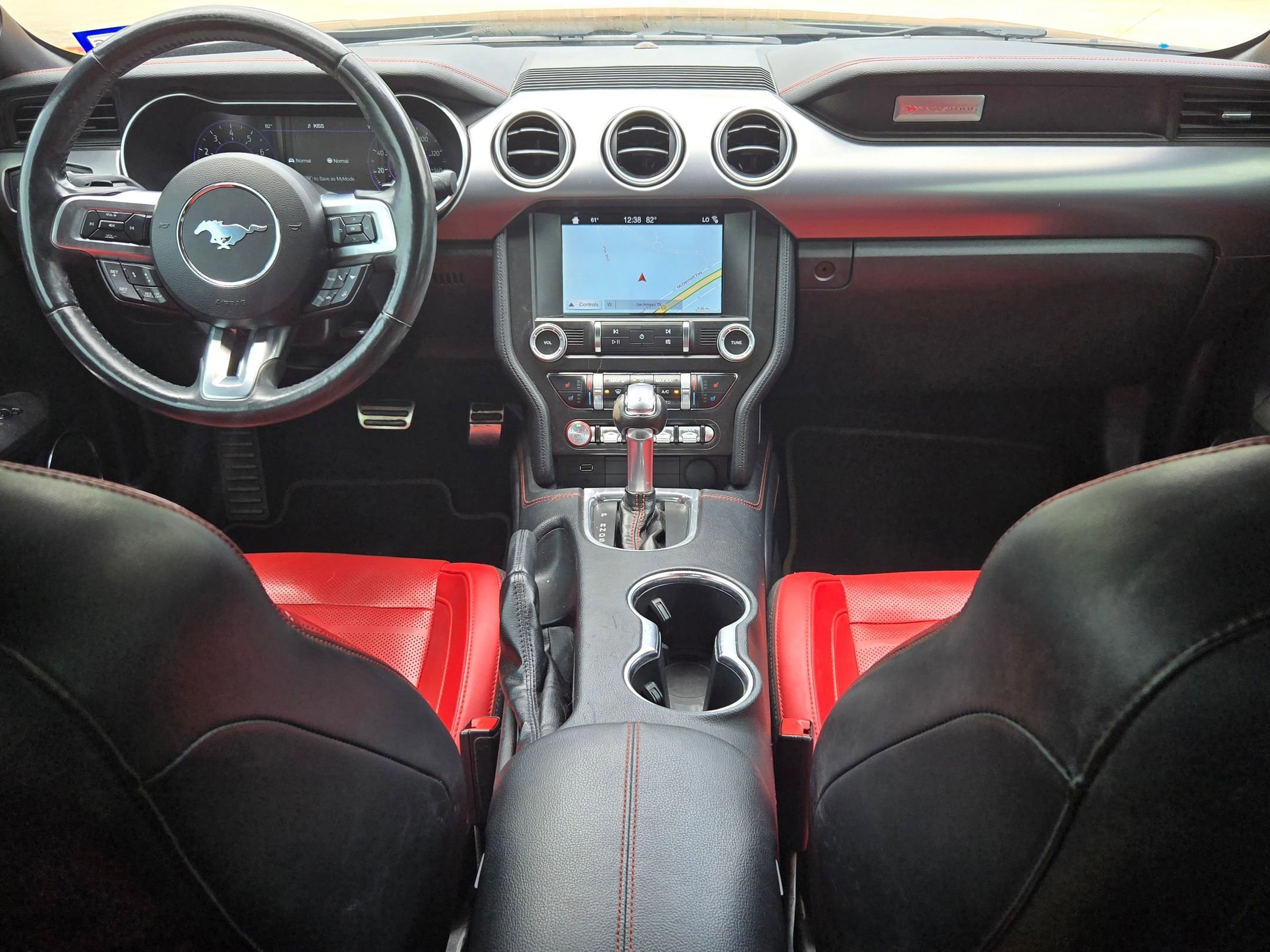 Used 2019 Ford Mustang Premium w/ Equipment Group 201A RWD image 14