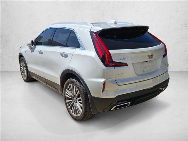 Used 2024 Cadillac XT4 Premium Luxury image 11