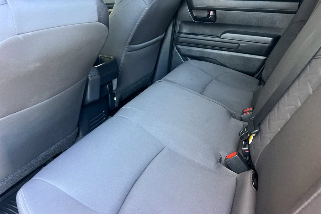 Certified 2025 Toyota Tacoma SR5 AWD/4WD image 15