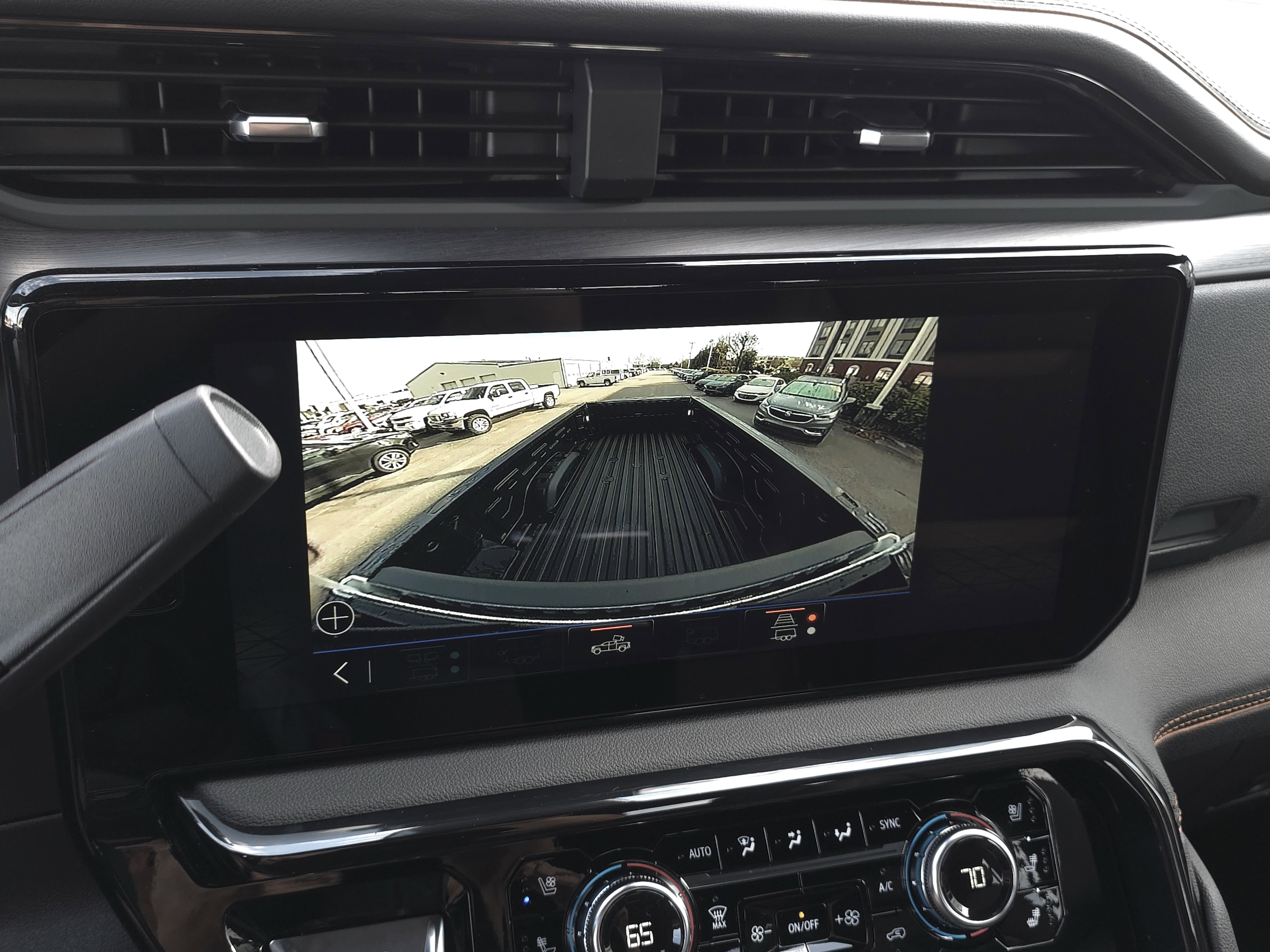 New 2026 GMC Sierra 2500 AT4 w/ AT4 Premium Plus Package image 23