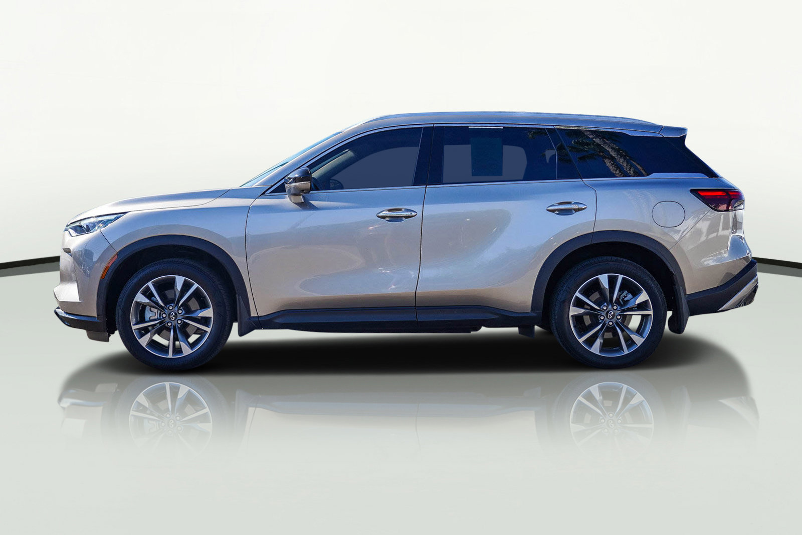 Used 2024 INFINITI QX60 Luxe w/ Cargo Package image 6