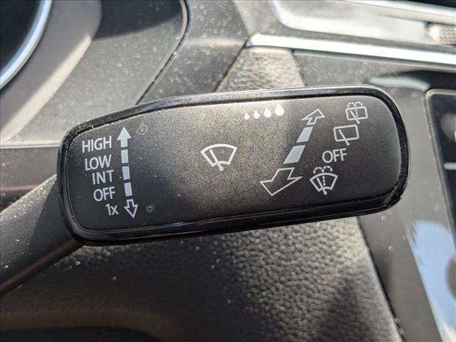 Used 2020 Volkswagen Tiguan SE FWD image 7
