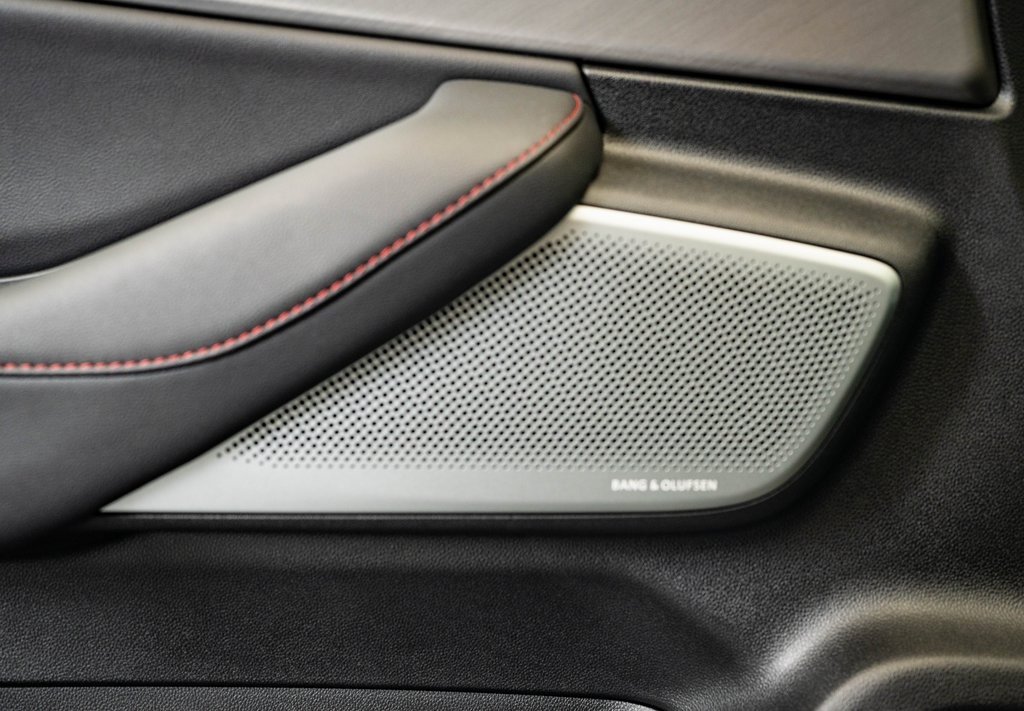 Certified 2024 Acura ZDX A-Spec image 24