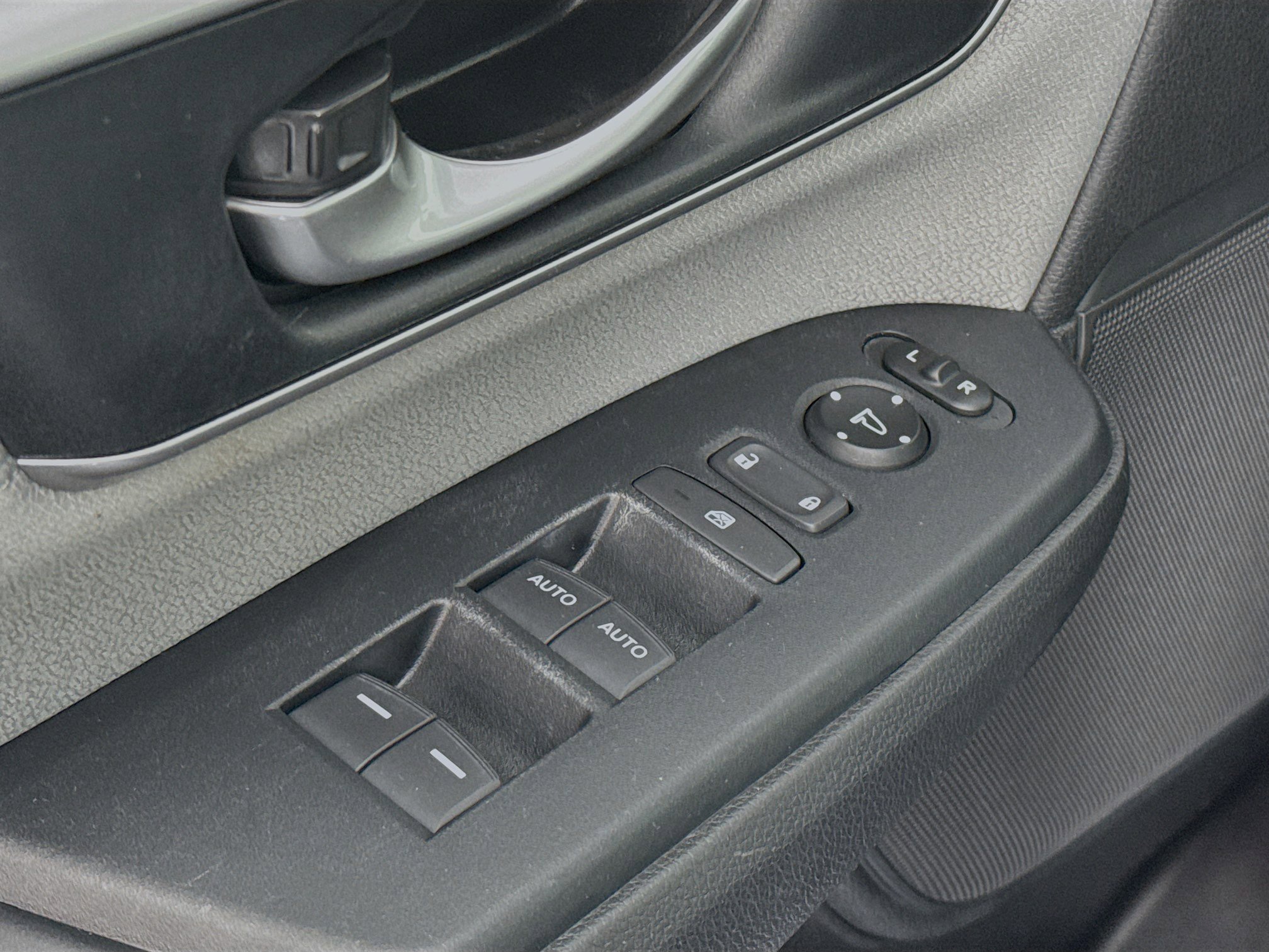 Certified 2019 Honda CR-V EX image 17