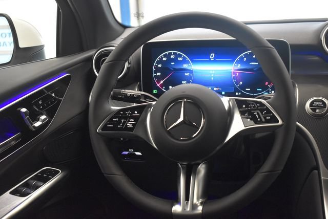 New 2026 Mercedes-Benz GLC 300 4MATIC image 24