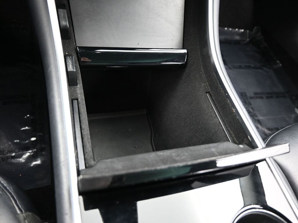 Used 2019 Tesla Model 3 Standard Range Plus image 24