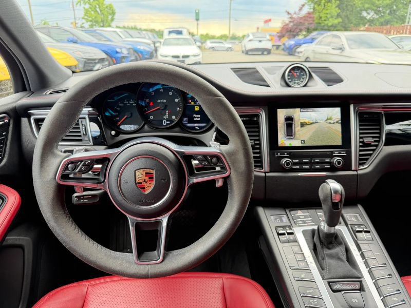 Used 2017 Porsche Macan GTS AWD/4WD image 22