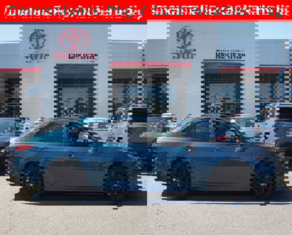 Used 2025 Toyota Camry SE