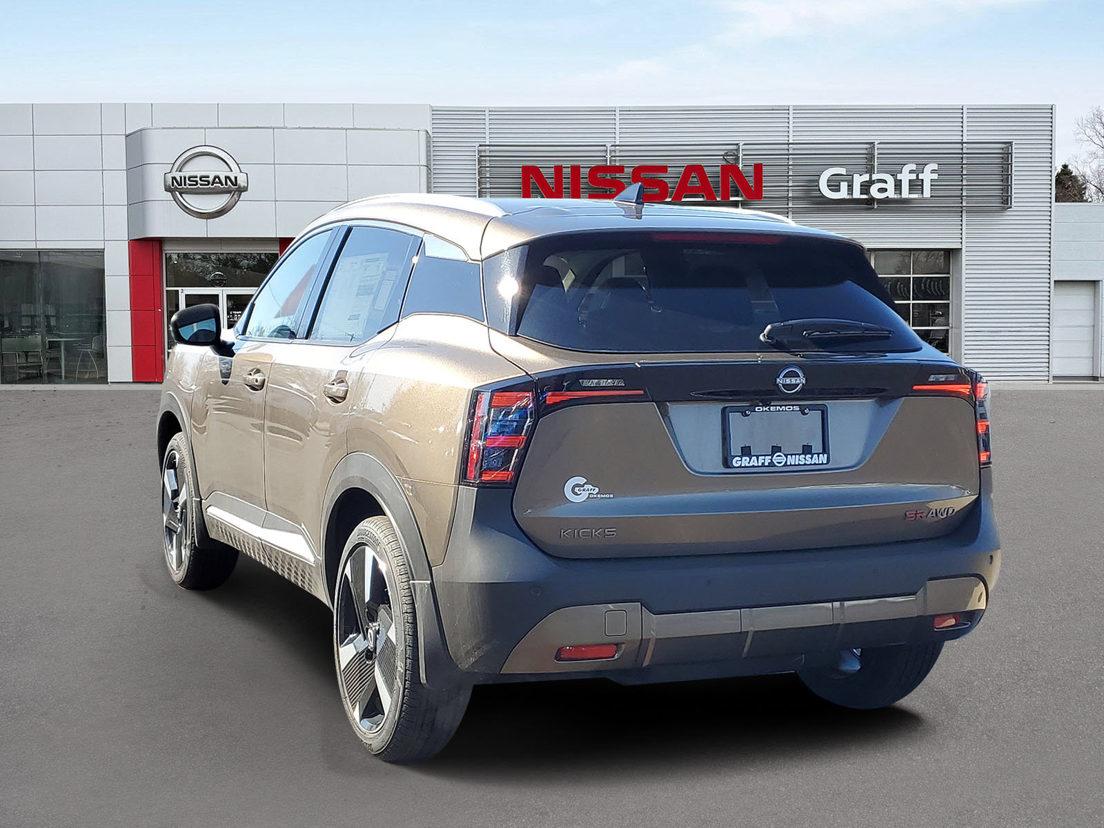 New 2026 Nissan Kicks SR w/ SR Premium Package AWD/4WD image 4