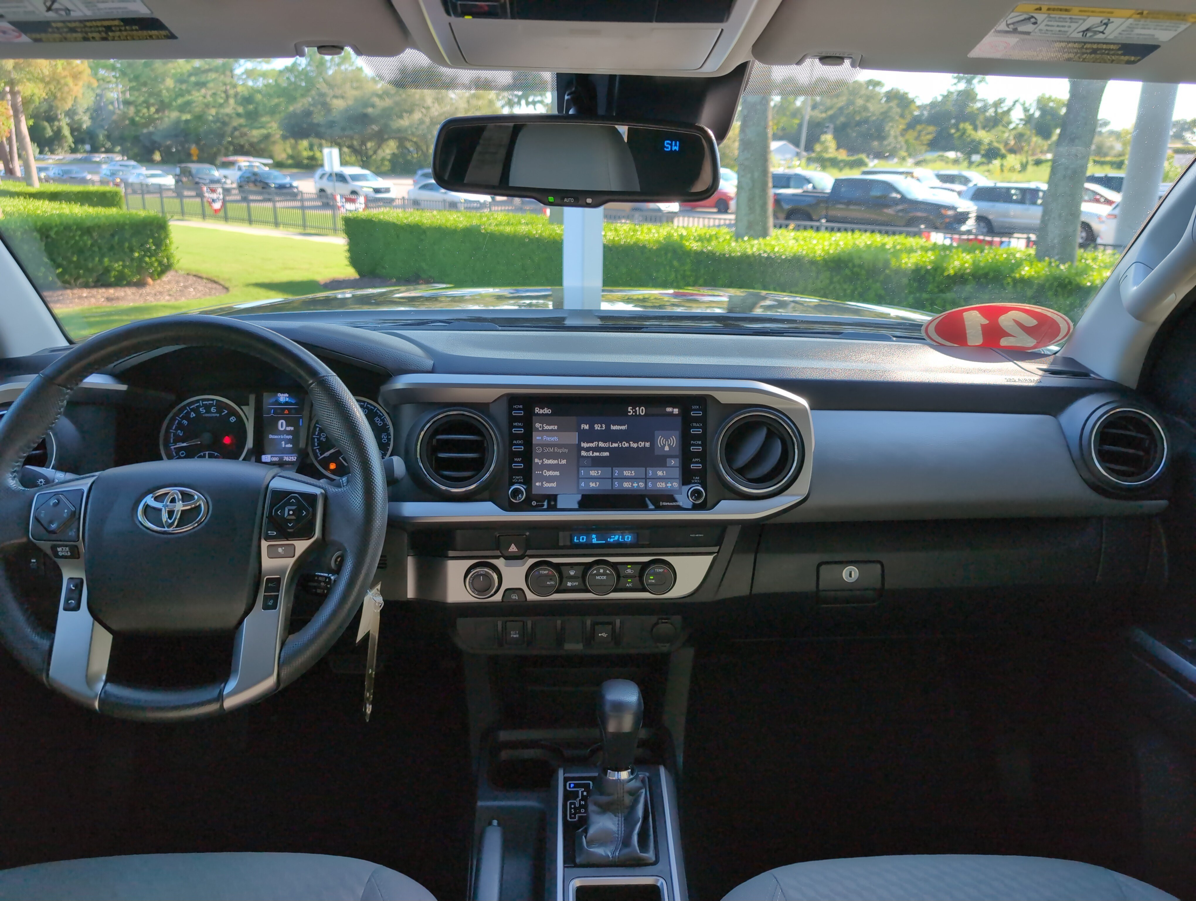 Certified 2021 Toyota Tacoma SR5 AWD/4WD image 27