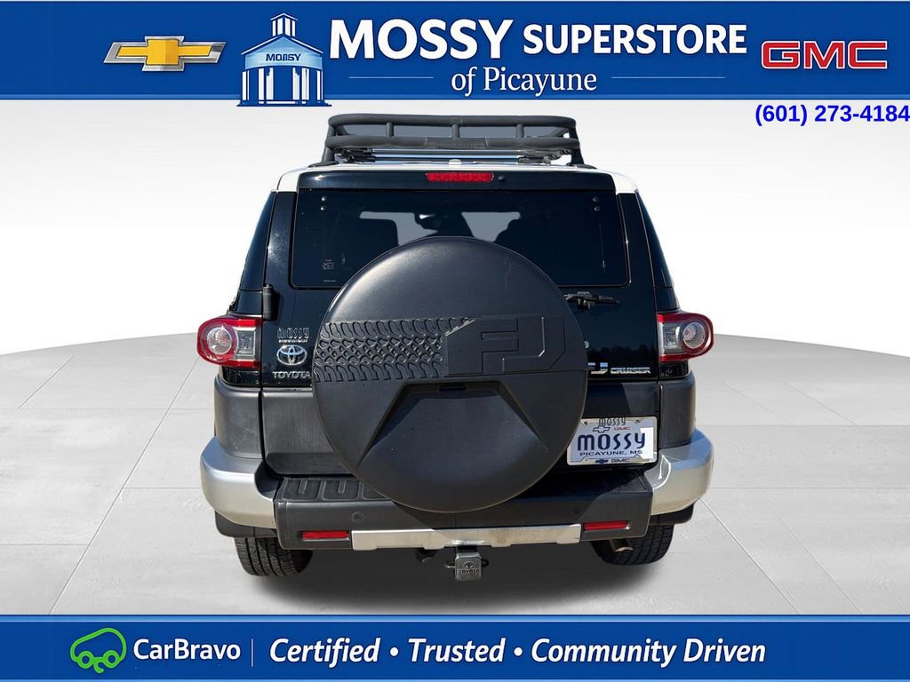 Used 2014 Toyota FJ Cruiser 4WD w/ Upgrade Package image 4