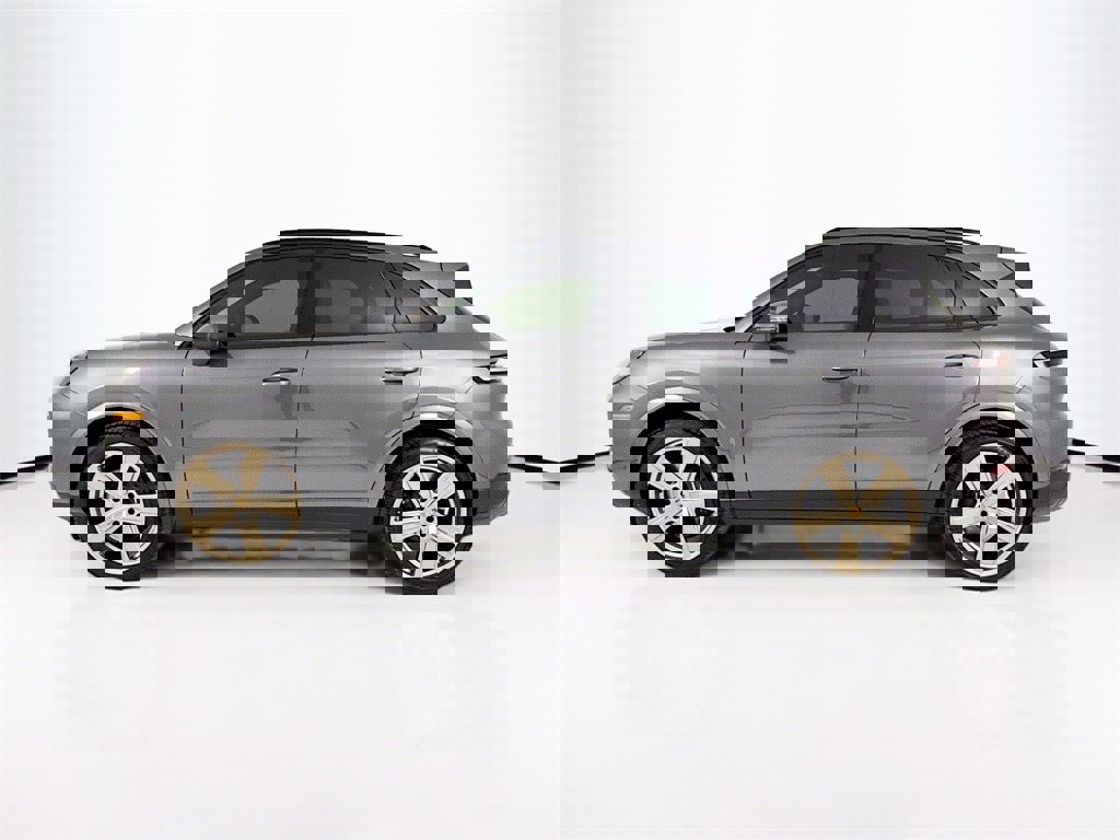 New 2026 Porsche Cayenne image 2