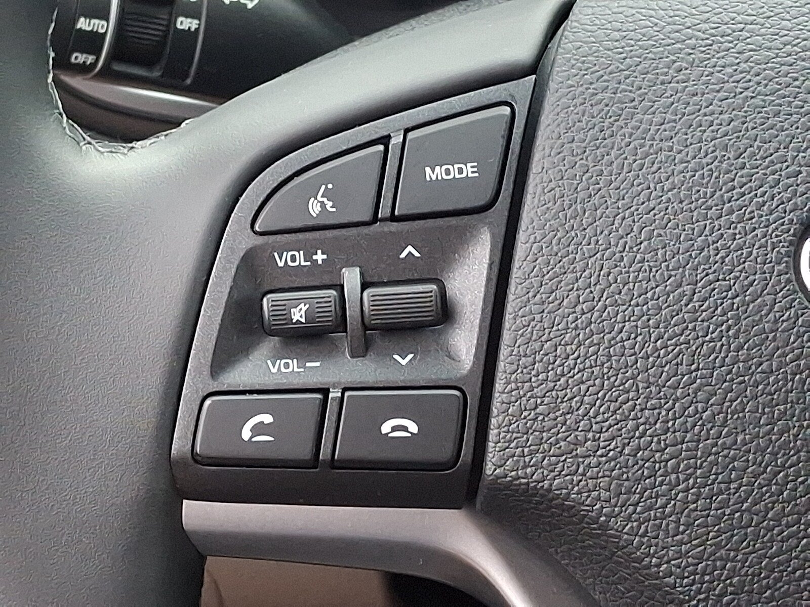 Used 2021 Hyundai Tucson Limited AWD/4WD image 21