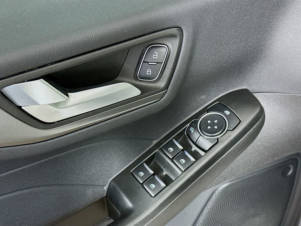 Used 2025 Ford Escape SE FWD image 28