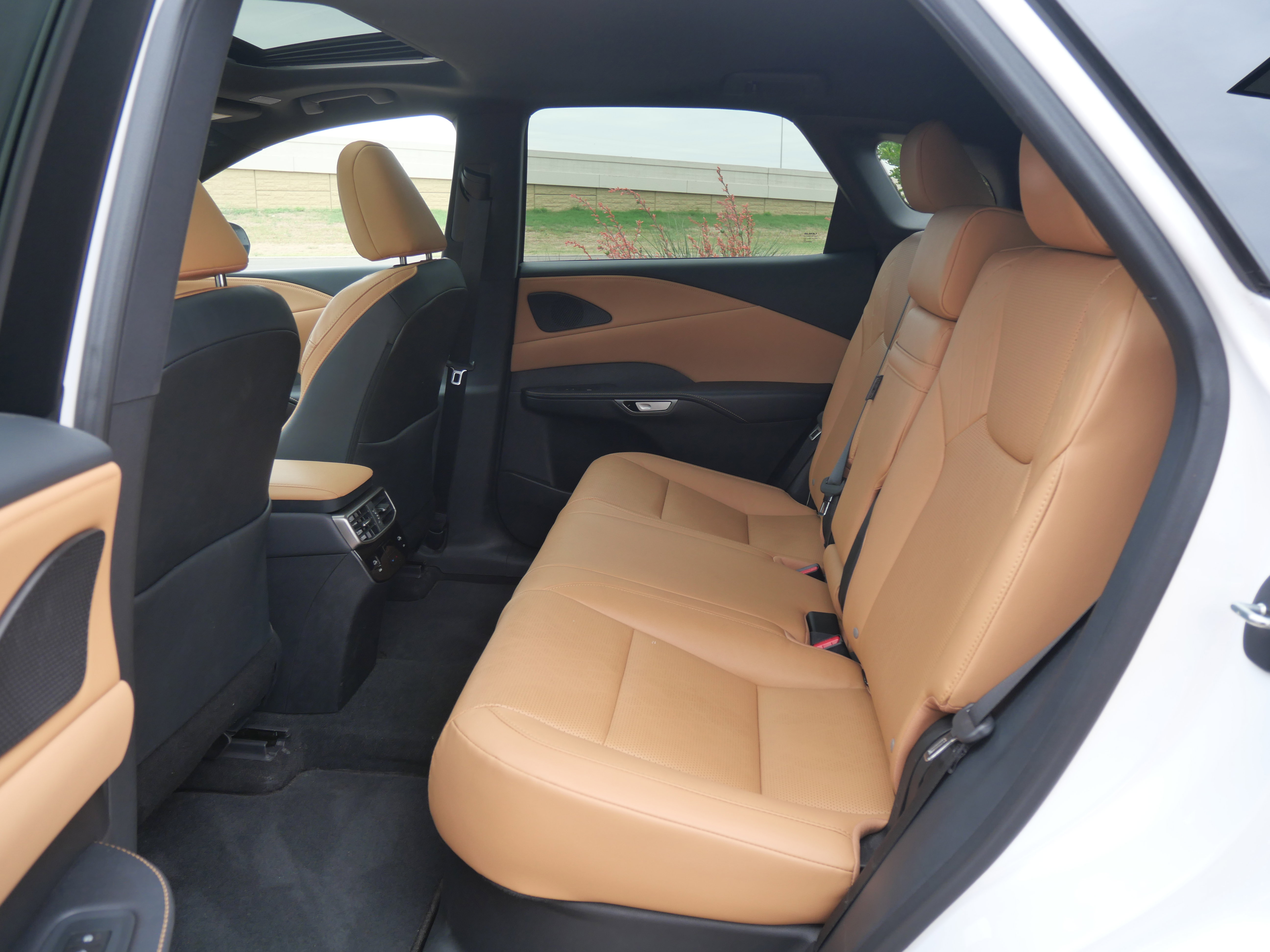 Certified 2024 Lexus RX 350 Premium Plus image 8