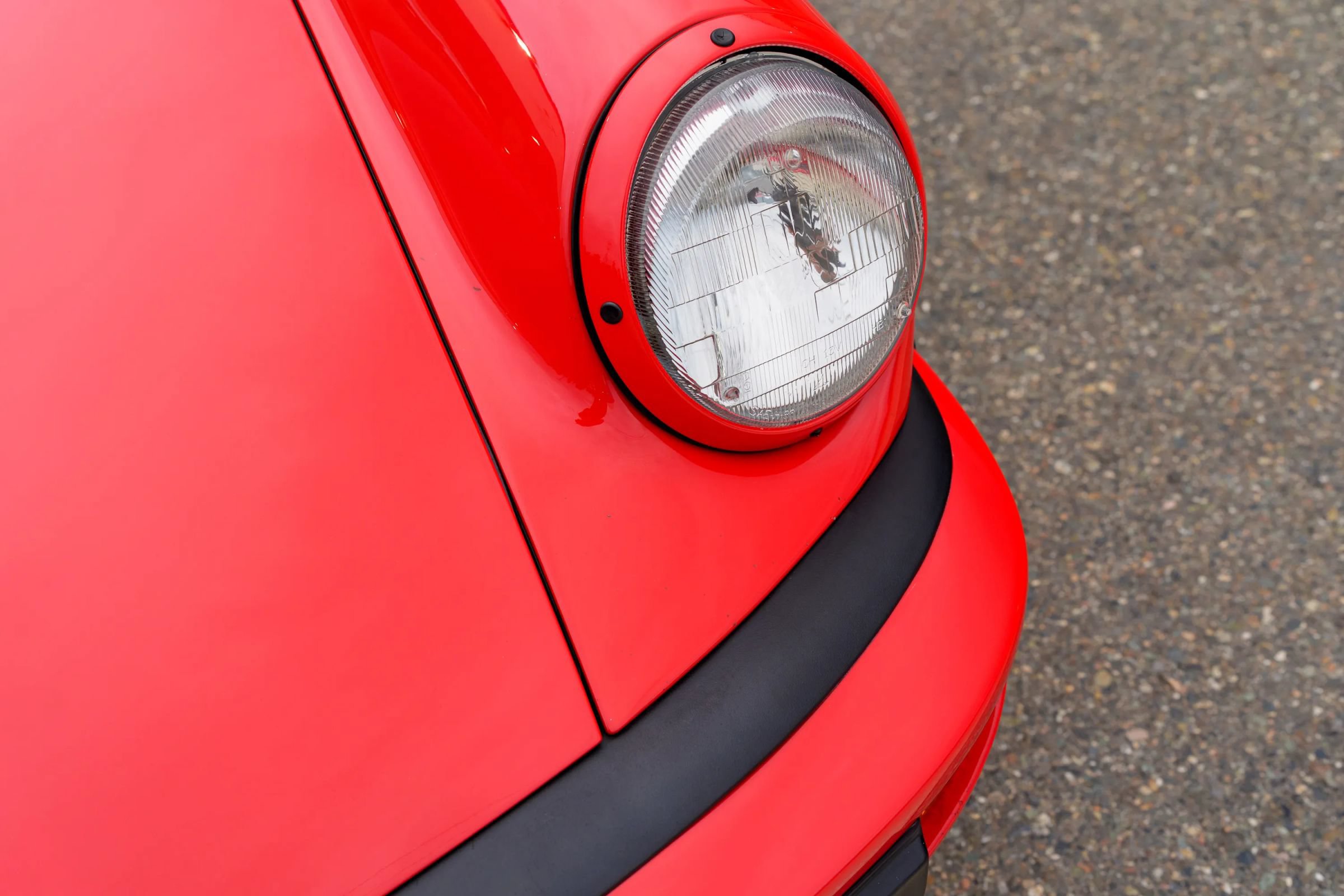 Used 1989 Porsche 911 Carrera RWD image 64