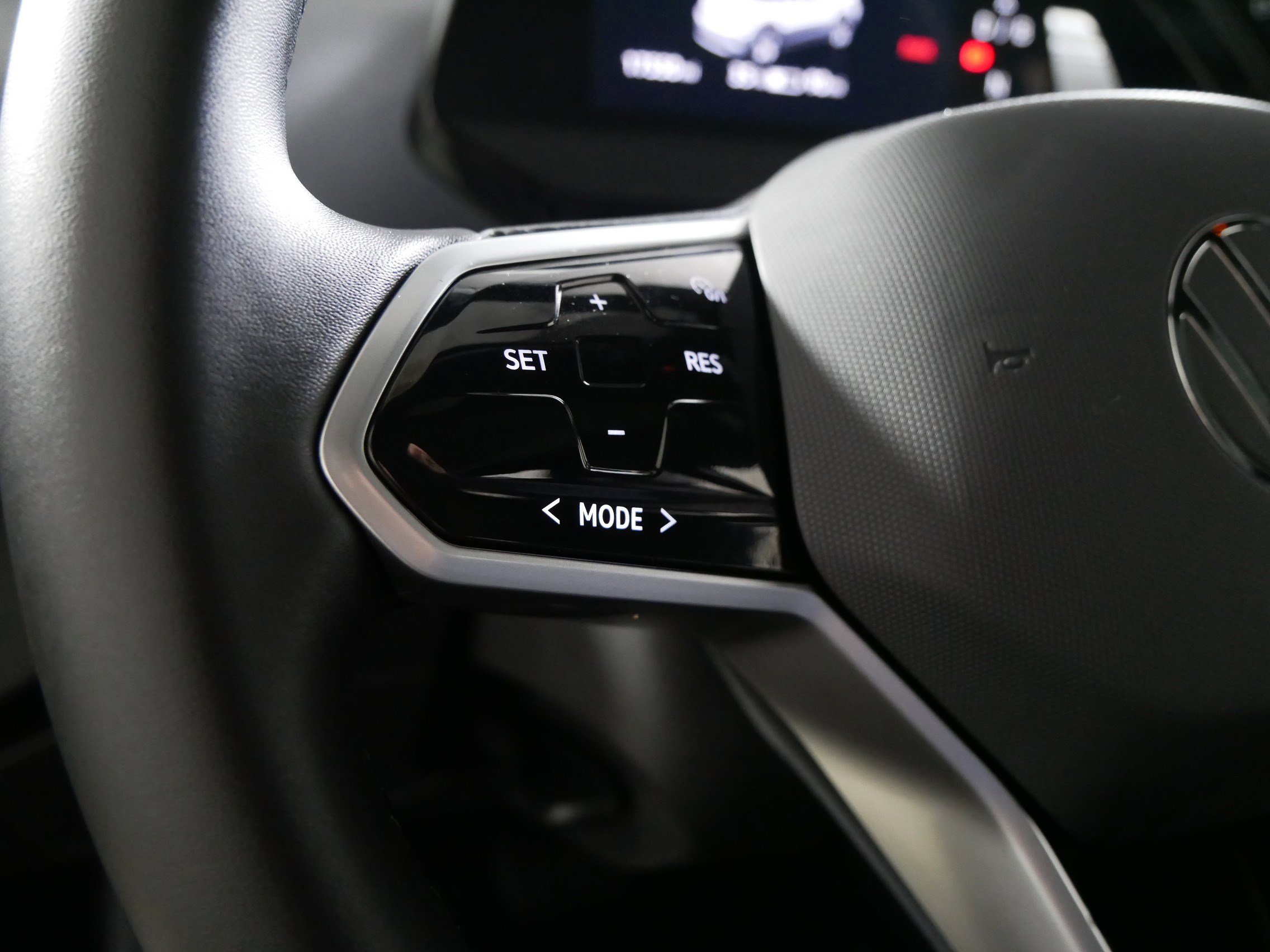 Certified 2023 Volkswagen ID.4 Pro S image 27