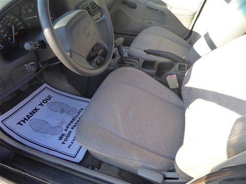 Used 2002 Saturn S-Series SL1 image 14