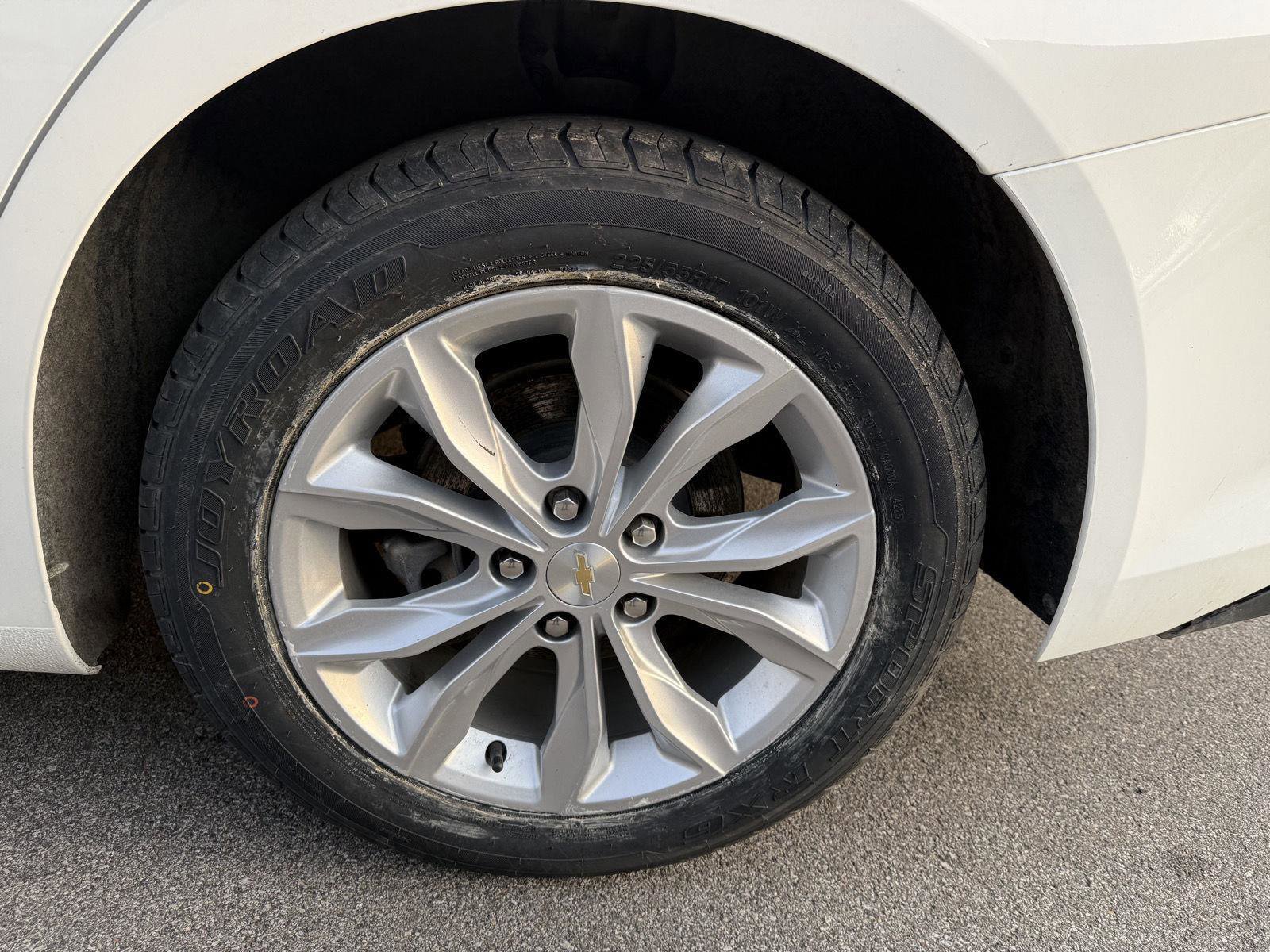 Used 2022 Chevrolet Malibu LT image 16