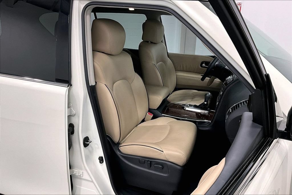 Used 2019 Nissan Armada Platinum w/ Captain's Chairs Package RWD image 9