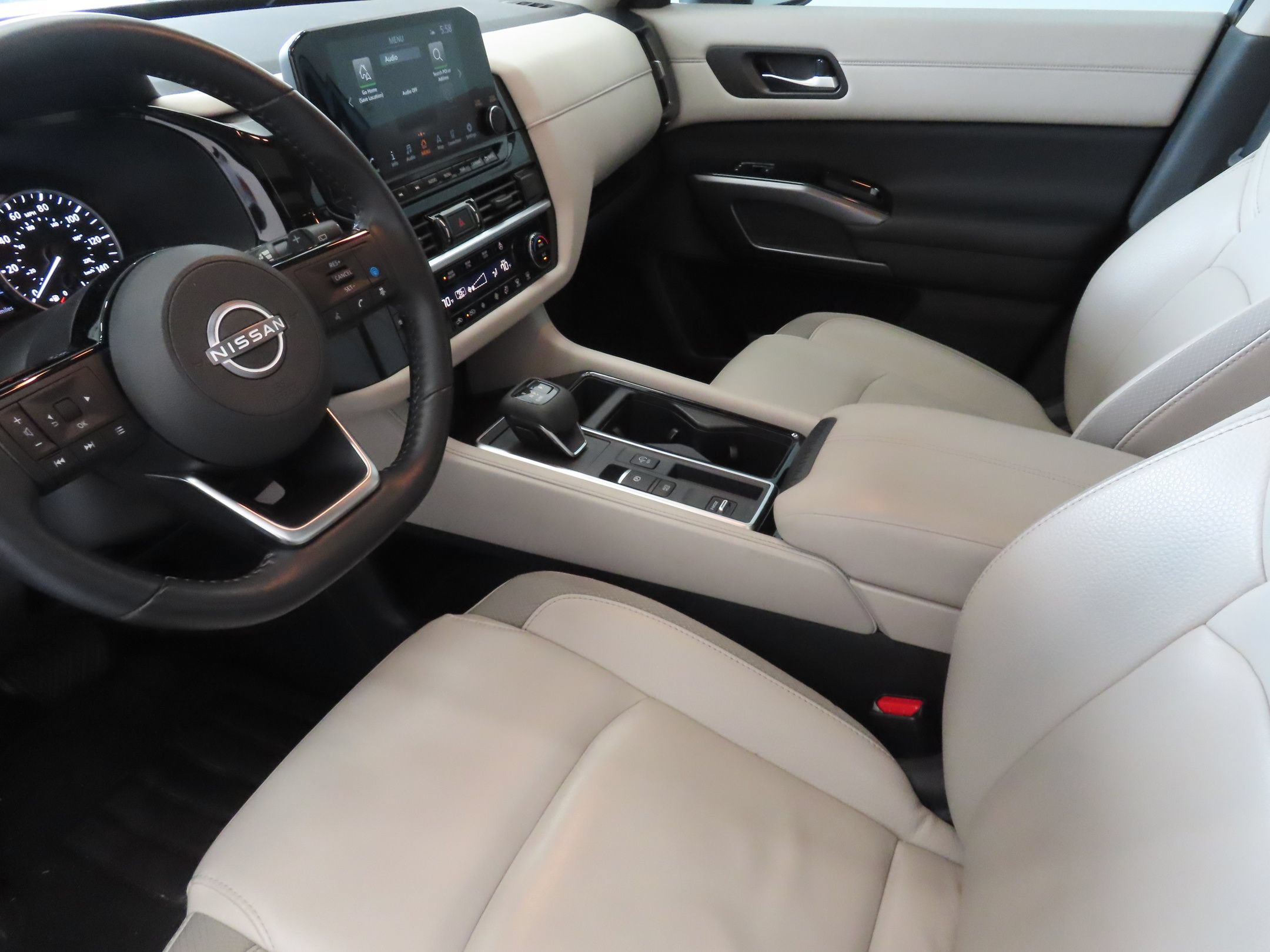 Used 2023 Nissan Pathfinder SL w/ SL Premium Package FWD image 22