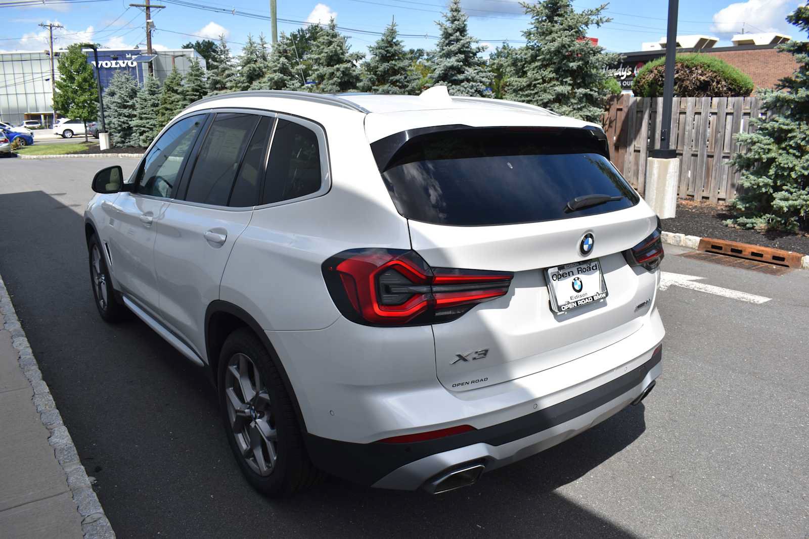 Used 2023 BMW X3 xDrive30i w/ Premium Package AWD/4WD image 6