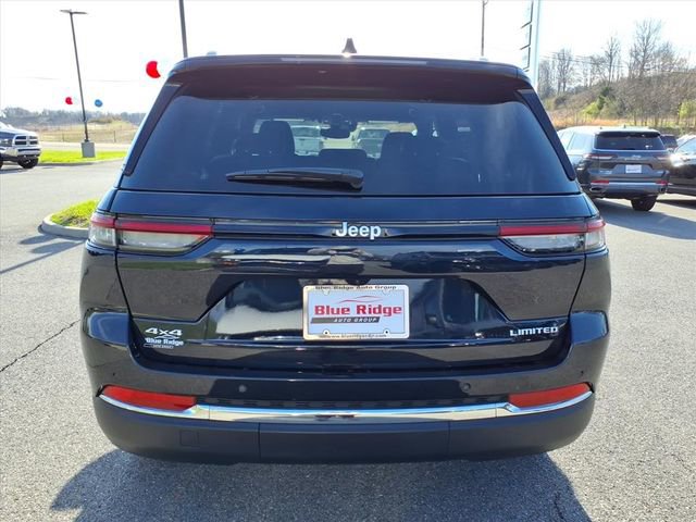 Used 2024 Jeep Grand Cherokee Limited image 5