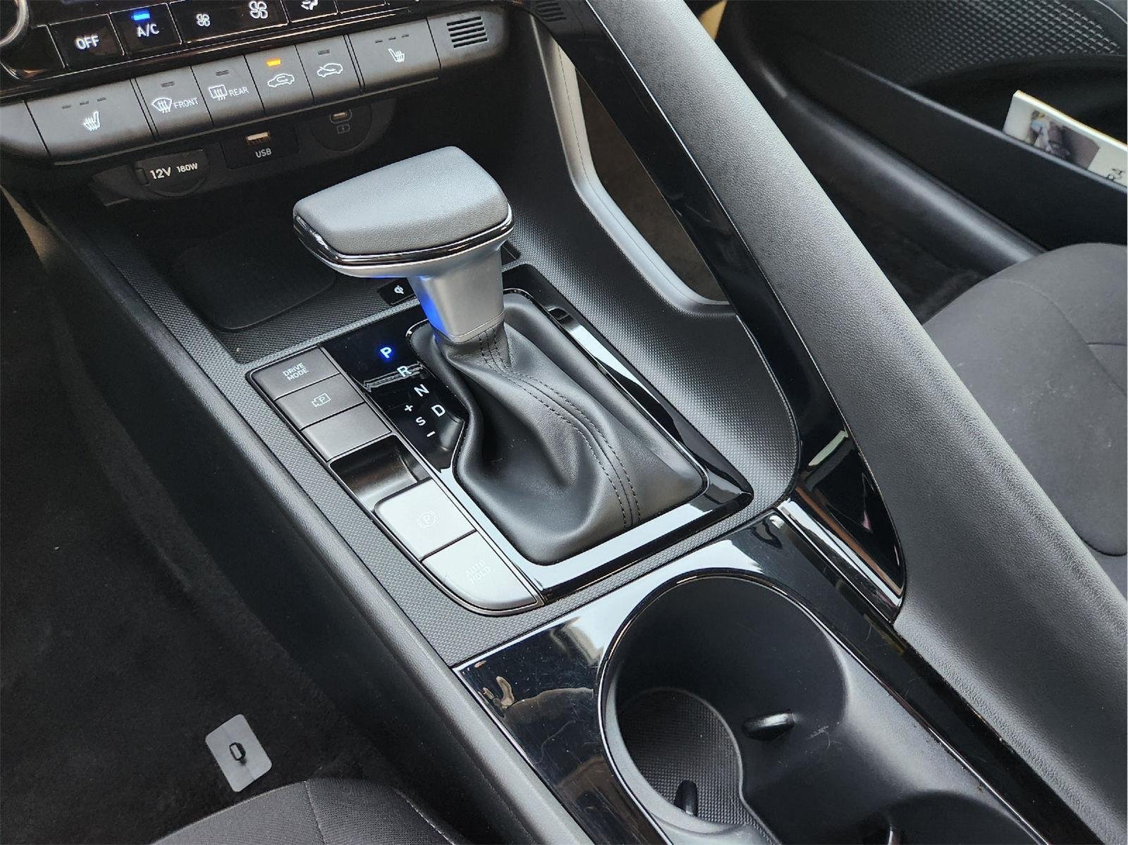 Used 2026 Hyundai Elantra SEL Sport Premium FWD image 19