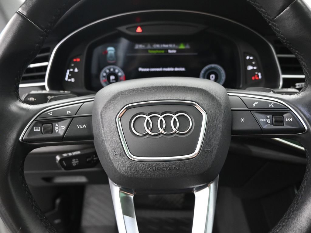 Used 2023 Audi Q8 Premium Plus image 17