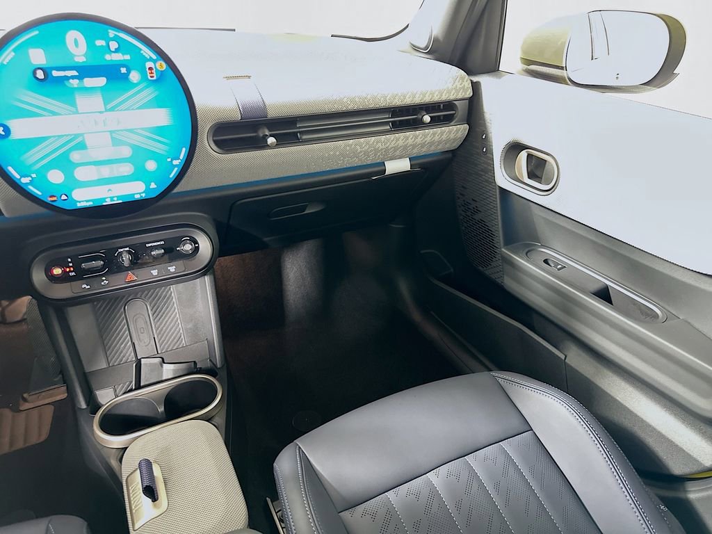 Certified 2025 MINI Cooper S image 23