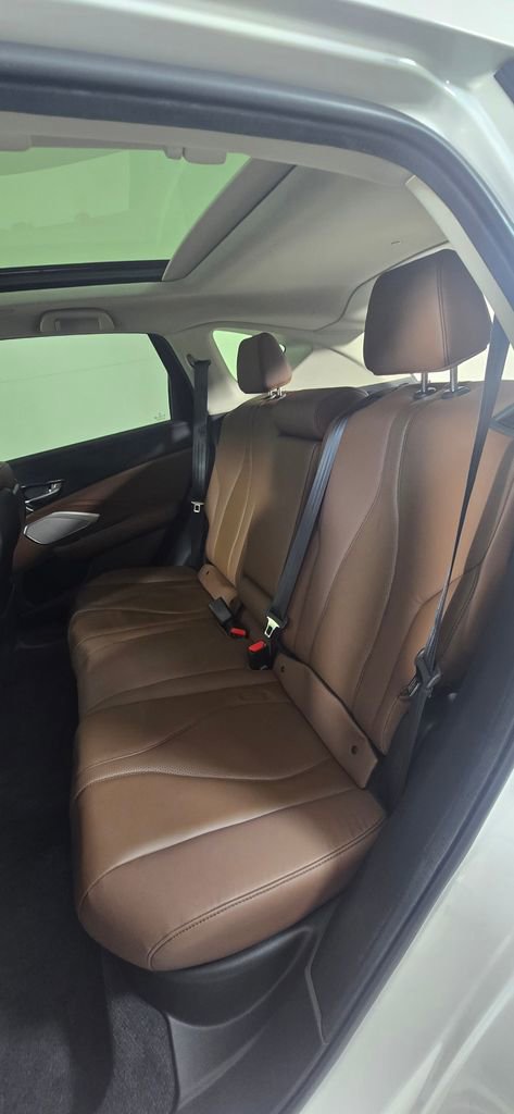 Used 2023 Acura RDX w/ Technology Package image 30