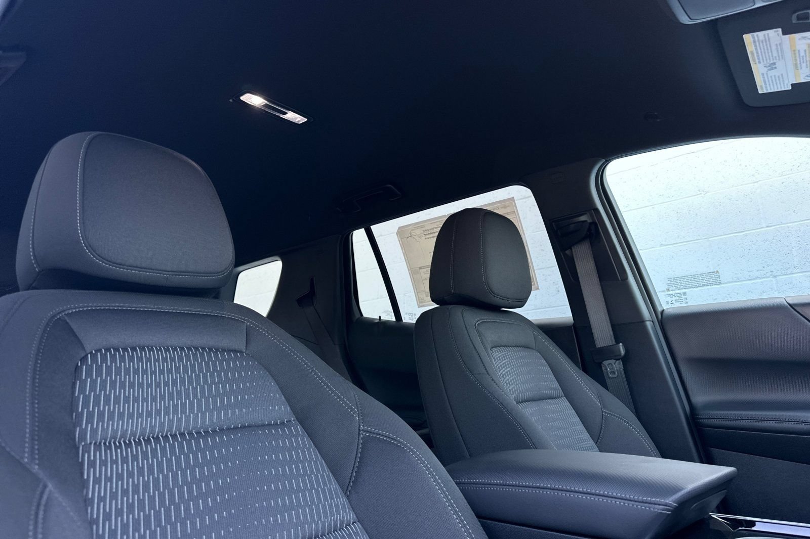 New 2026 Chevrolet Equinox LT w/ Safety and Technology Package FWD image 17