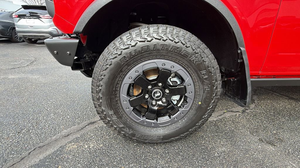 Used 2021 Ford Bronco Badlands image 10