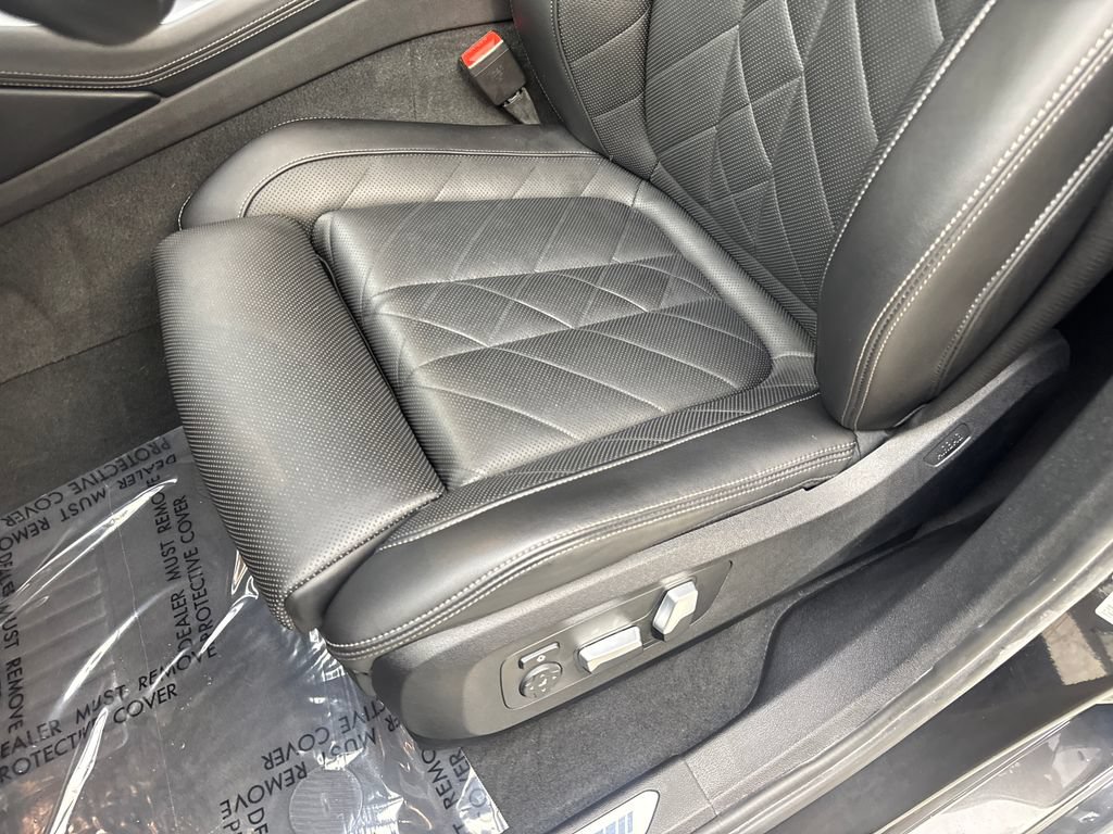 Used 2023 BMW X6 xDrive40i w/ M Sport Package AWD/4WD image 30