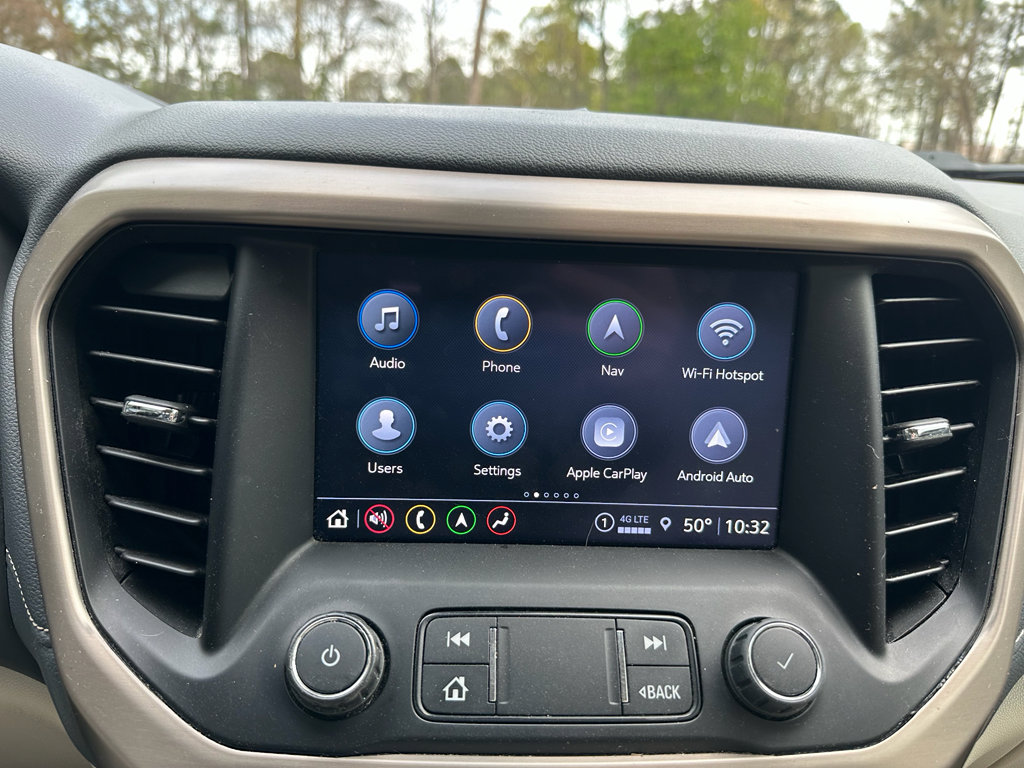 Used 2022 GMC Acadia Denali w/ Denali Ultimate Package image 13