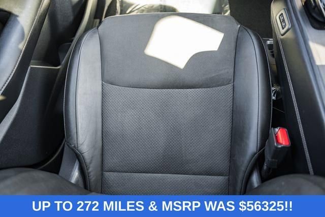 Used 2023 Nissan Ariya AWD image 31