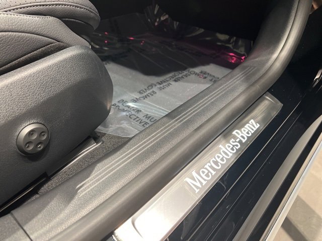 Used 2025 Mercedes-Benz E 350 4MATIC Sedan image 56