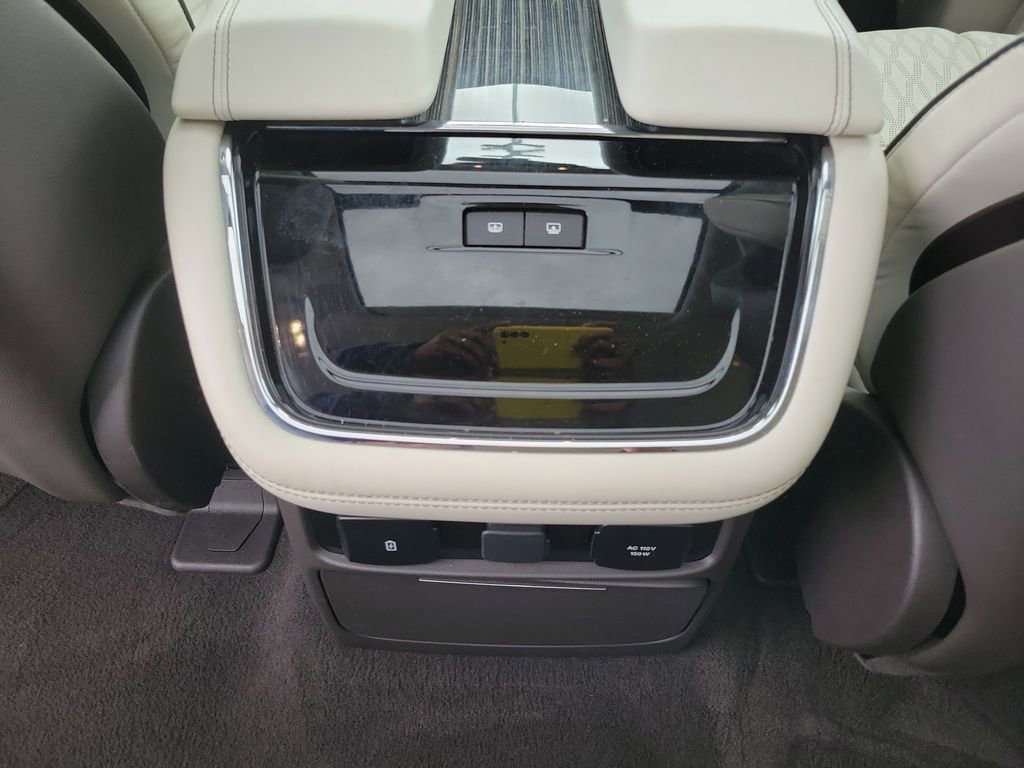 Certified 2023 Lincoln Navigator Black Label AWD/4WD image 16