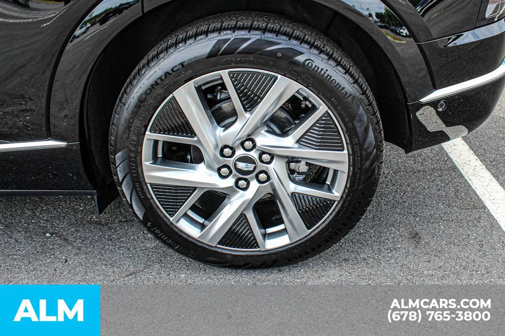 Used 2026 Cadillac Optiq Luxury 2 AWD/4WD image 16