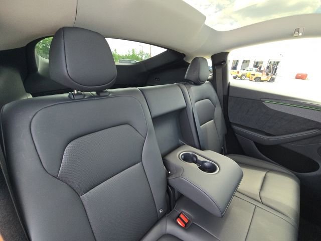 Used 2026 Tesla Model Y 2WD image 17