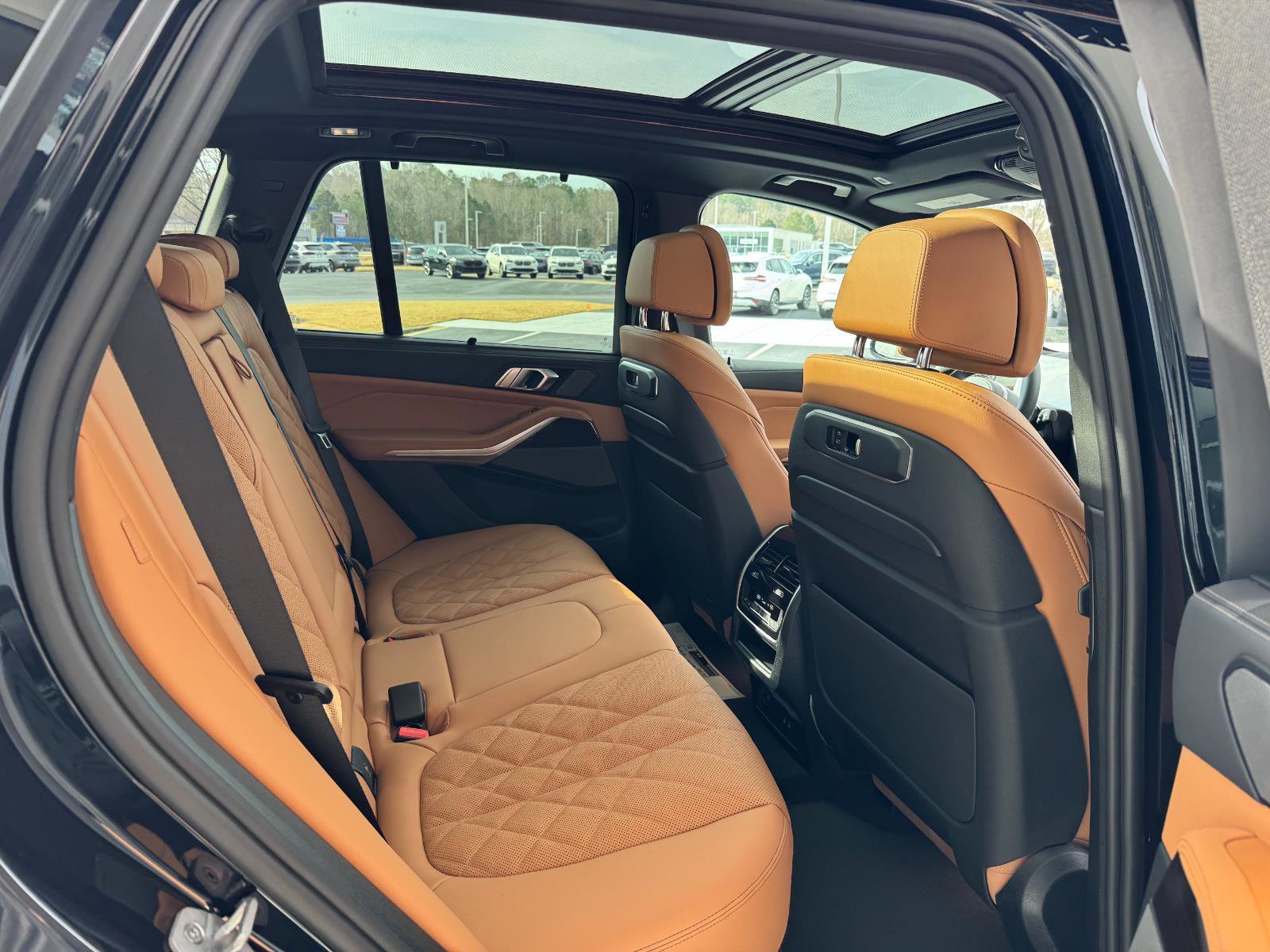 New 2026 BMW X5 sDrive40i image 9