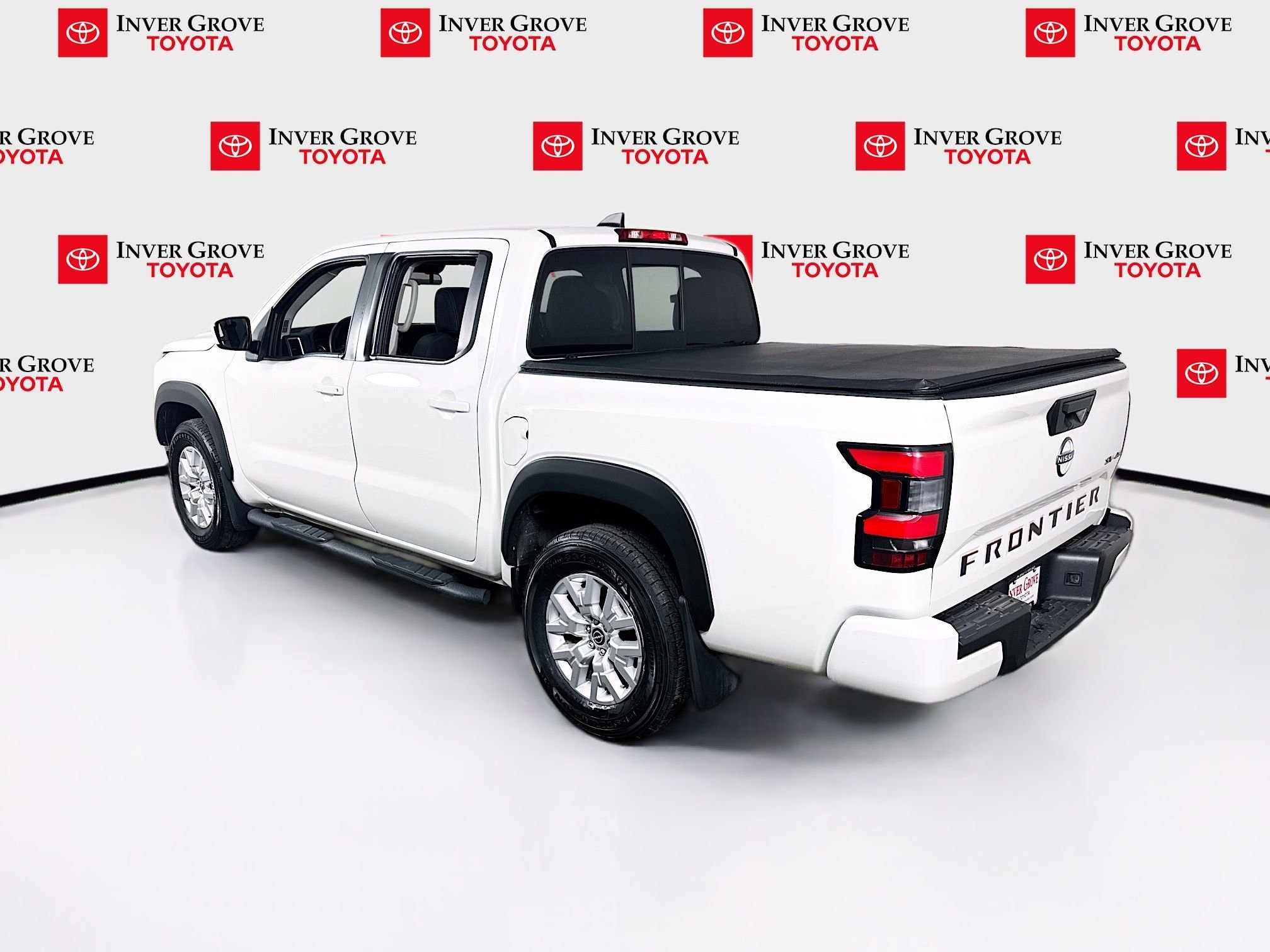 Used 2022 Nissan Frontier SV image 7