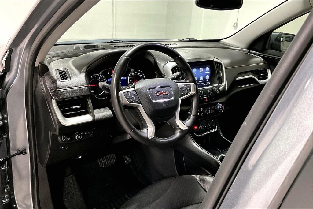 Used 2021 GMC Terrain SLT image 16