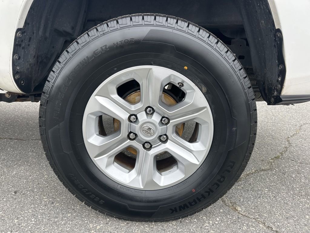 Used 2019 Toyota Tacoma SR image 26