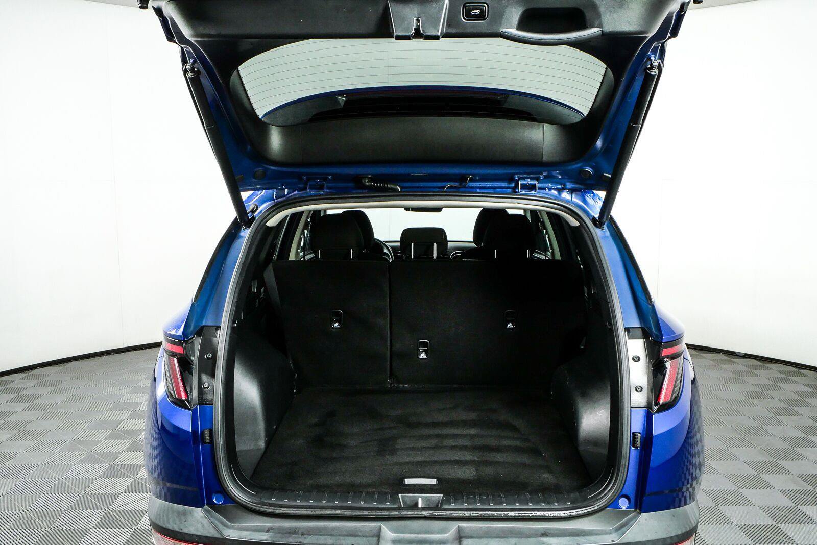 Used 2023 Hyundai Tucson SEL AWD/4WD image 29